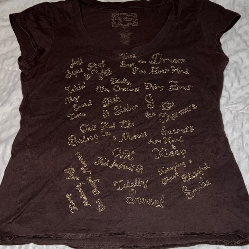 Women’s embroidered T-shirt size large old navy